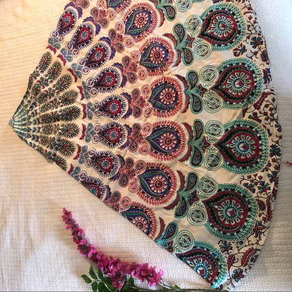 Round Cotton Throw Blanket Towel - Picture 2 of 4